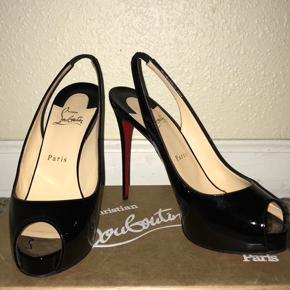 Christian Louboutin Shoes - Stunning Christian Louboutin pumps